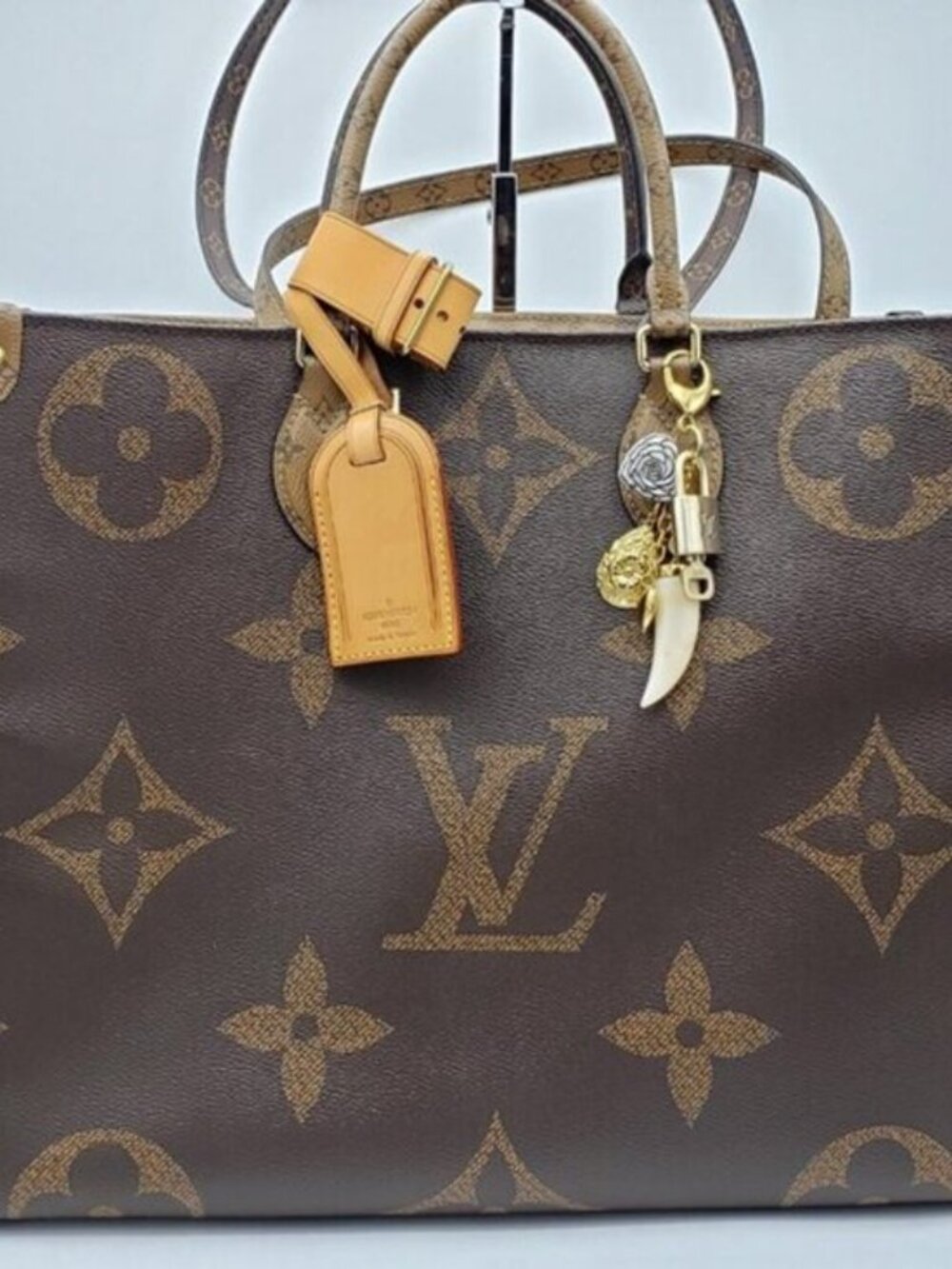 Authentic Louis Vuitton Luggage Nametag and Gold Padlock with Unbranded Keycharm - Picture 2 of 14